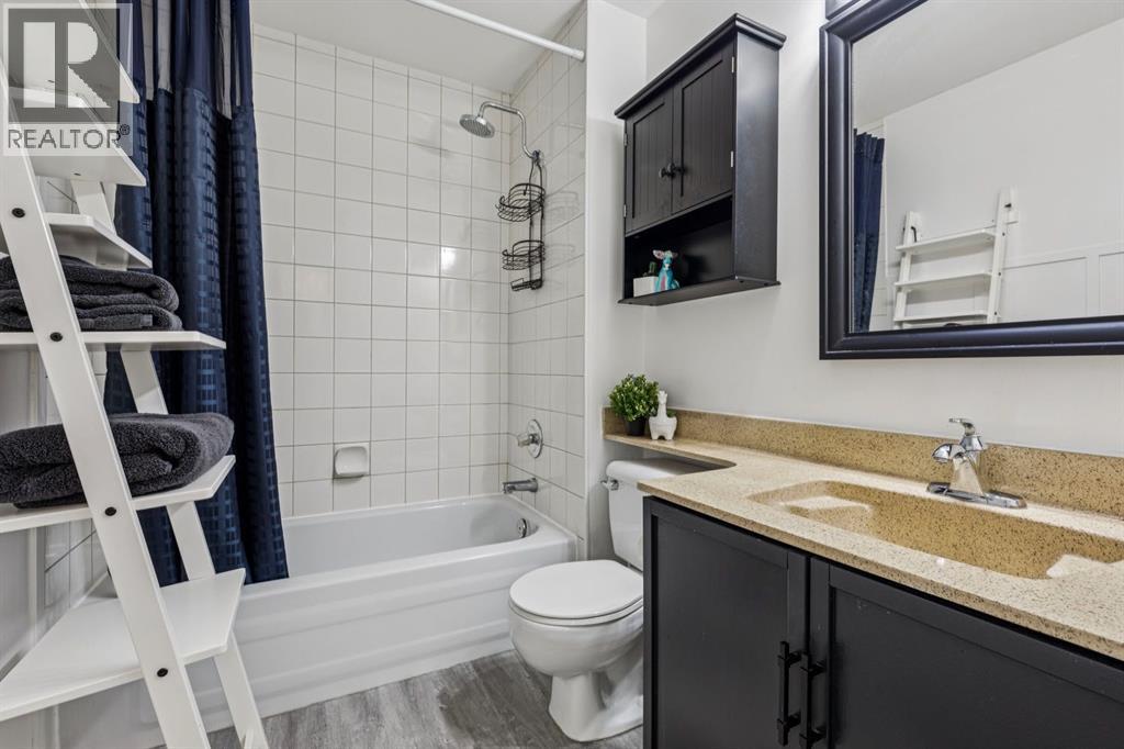 Single Family House Bungalow for Sale in    Avenue NE Tuxedo Park Calgary 