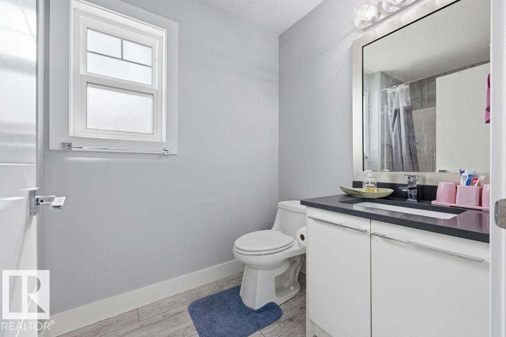 17534 60A ST NW - 43