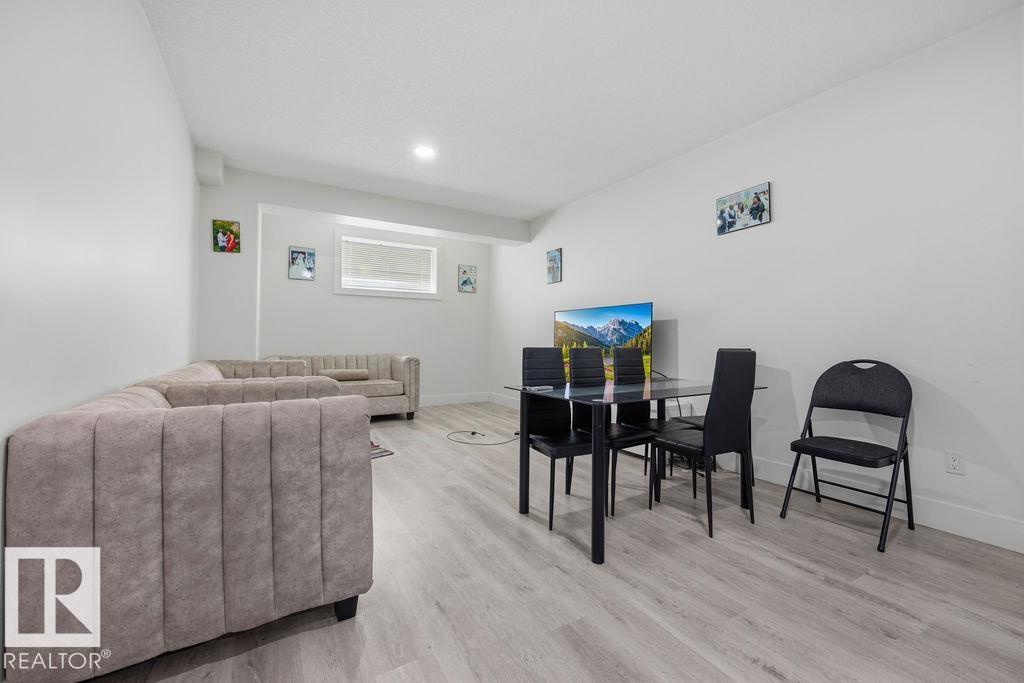 17534 60A ST NW - 49