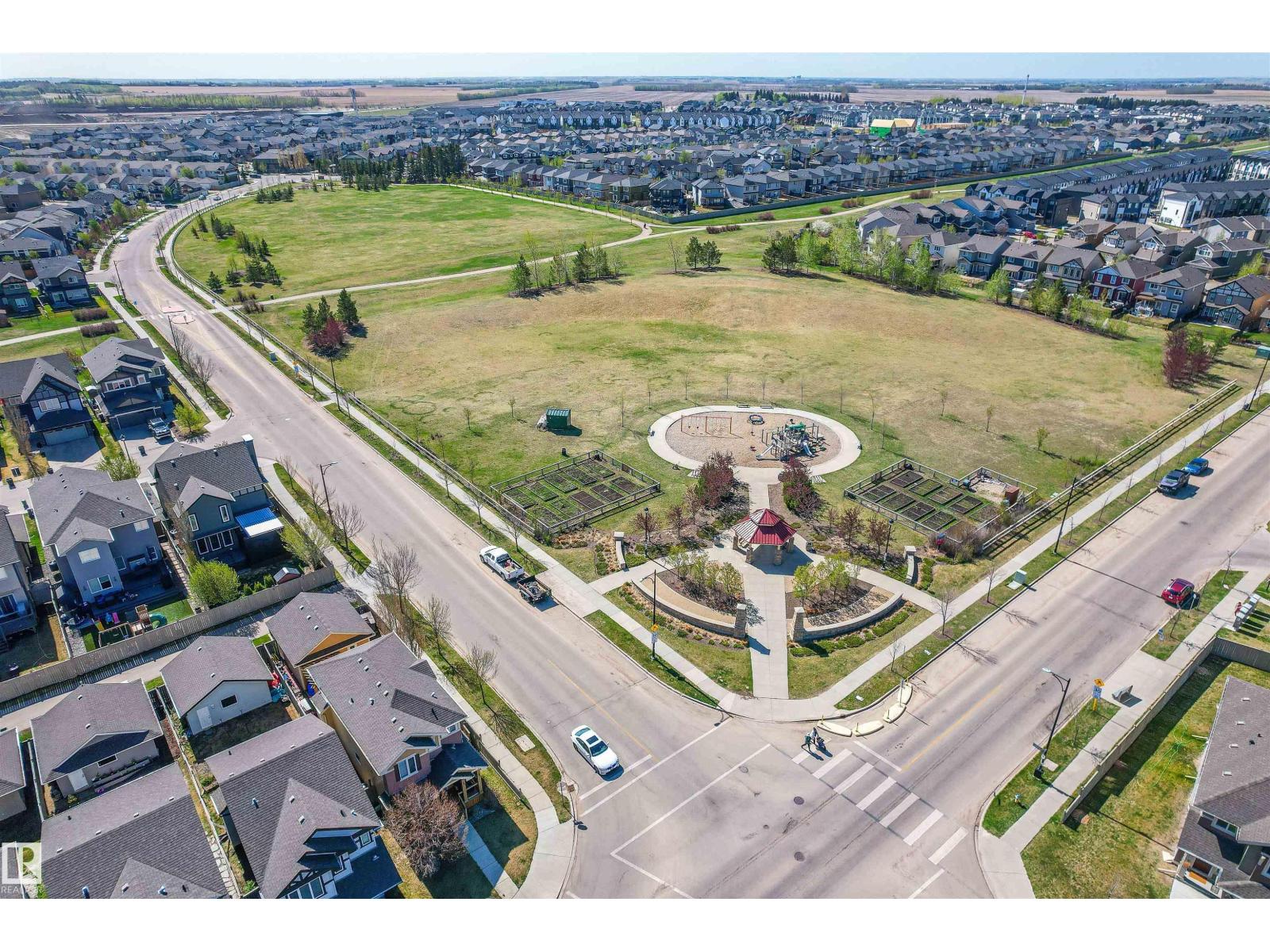 545 CHAPPELLE DR SW, Edmonton