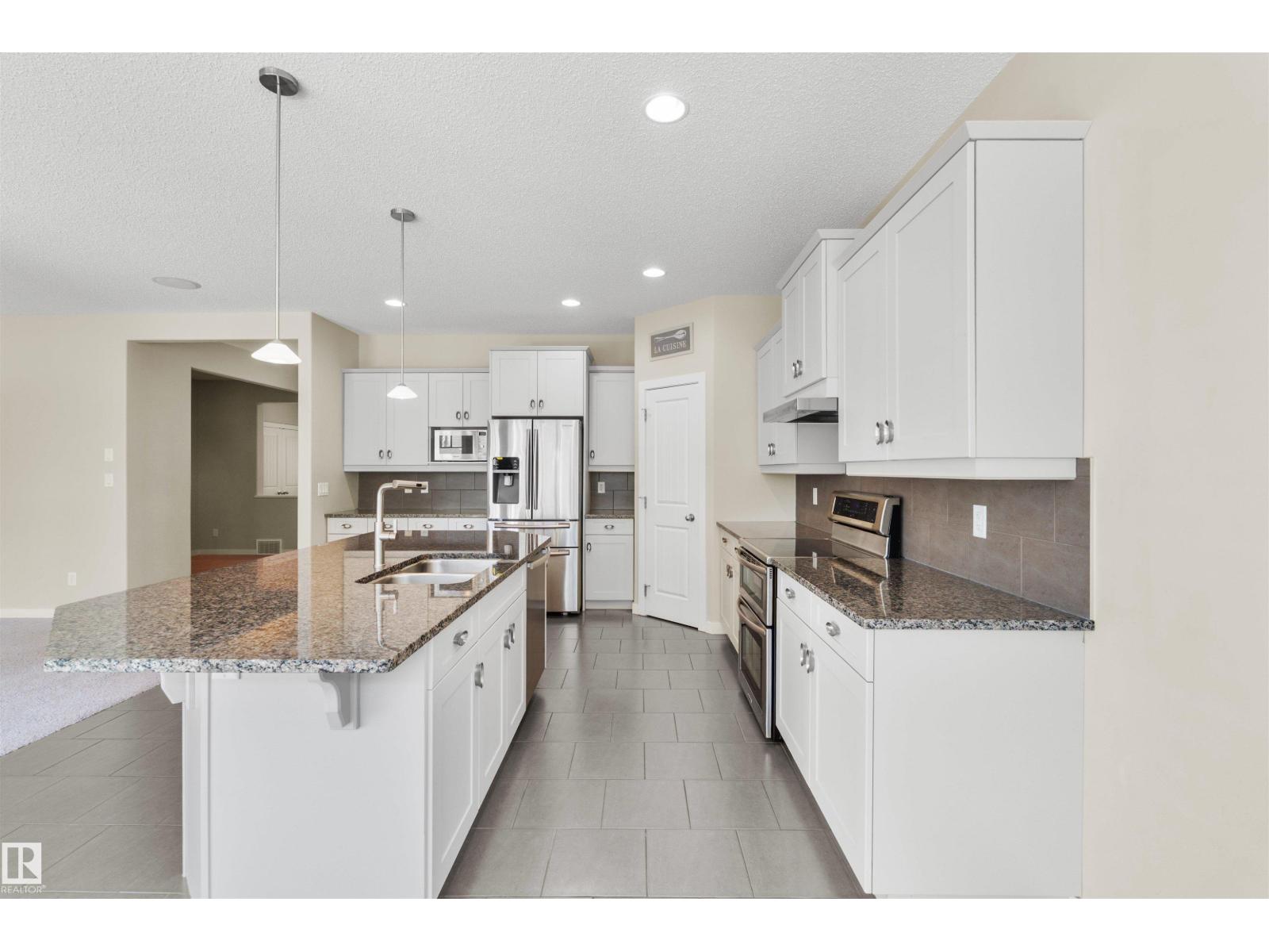 805 ARMITAGE WD SW, Edmonton