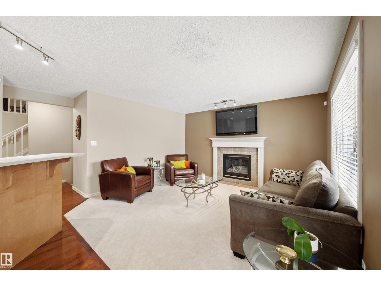 304 79 ST SW, Edmonton