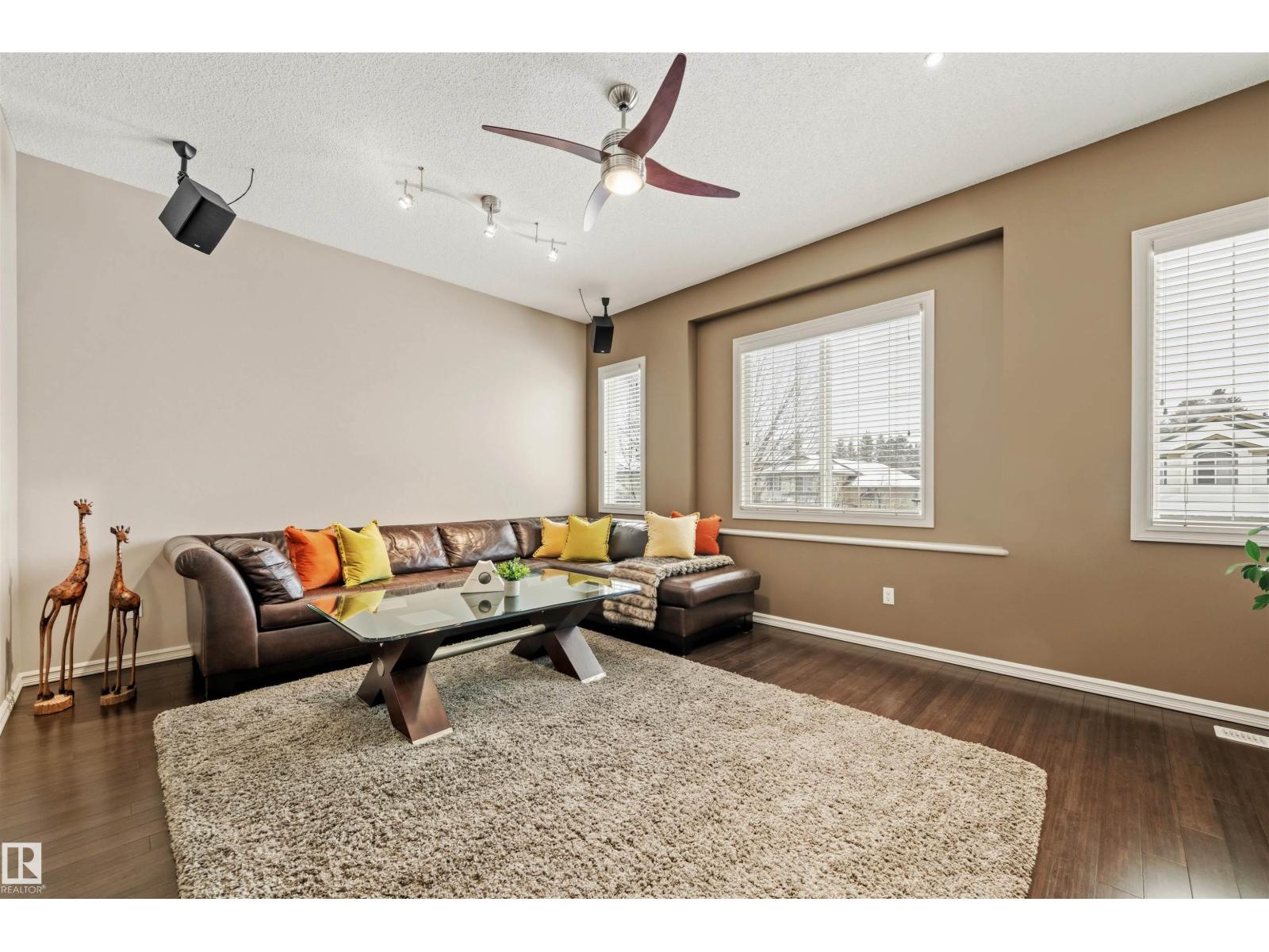 304 79 ST SW, Edmonton