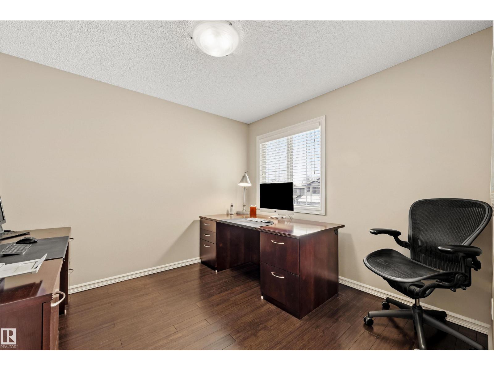 304 79 ST SW, Edmonton