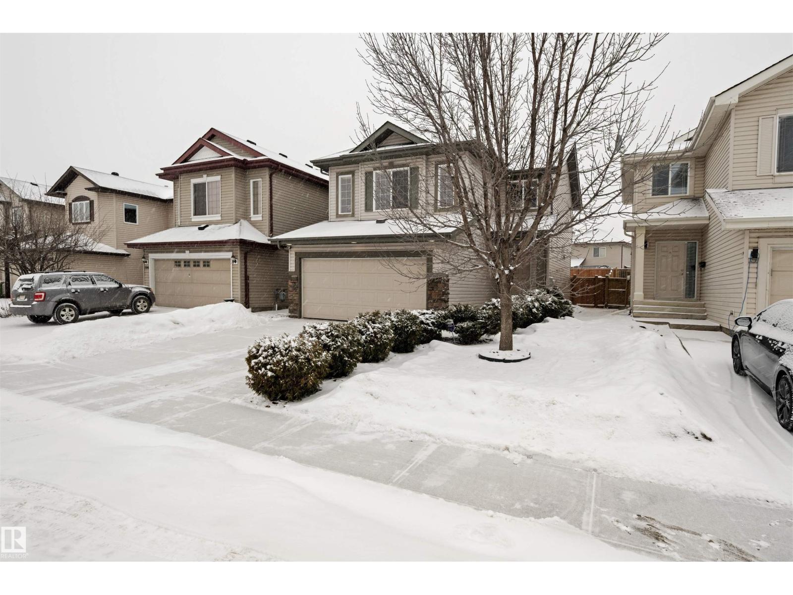 304 79 ST SW, Edmonton