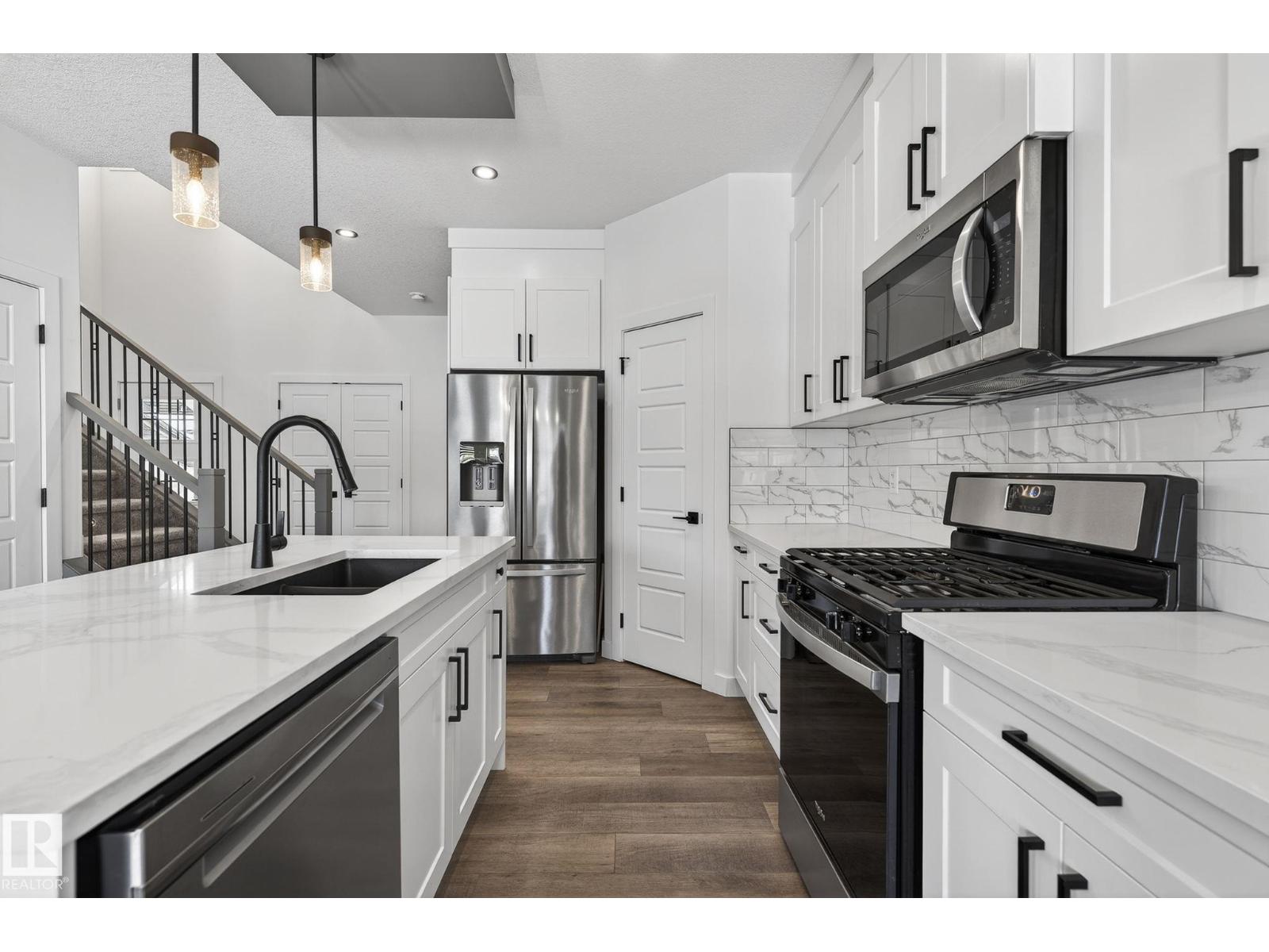 105 ELM ST, Fort Saskatchewan