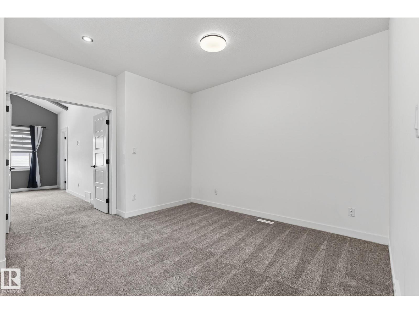 105 ELM ST, Fort Saskatchewan