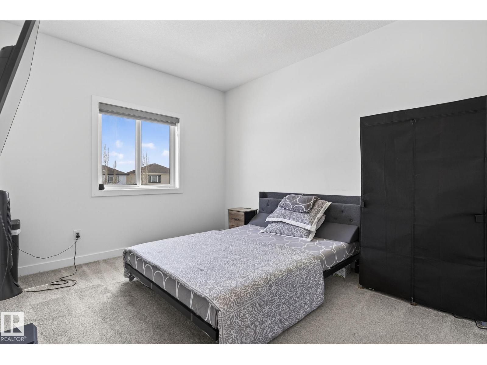 105 ELM ST, Fort Saskatchewan