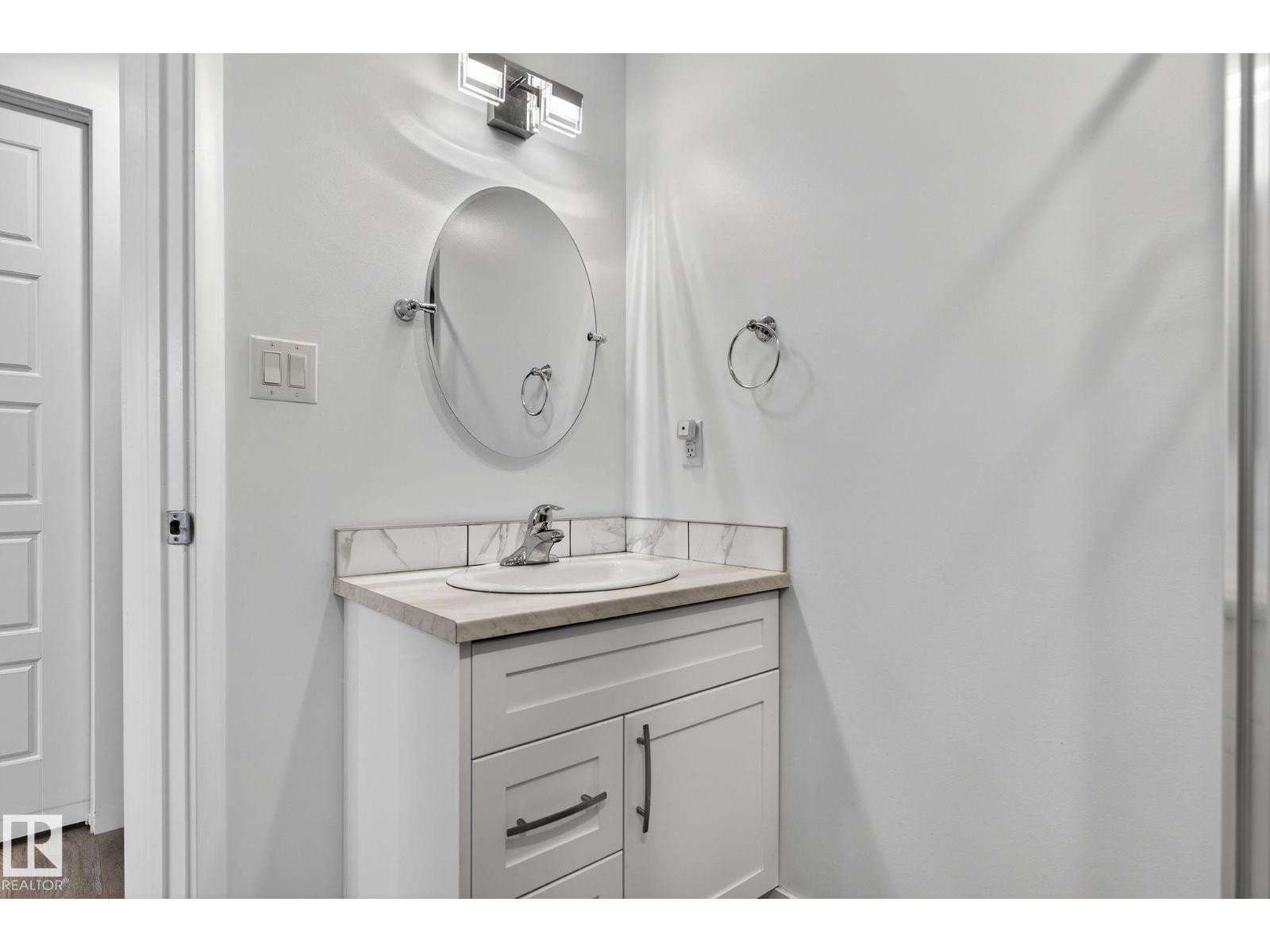 105 ELM ST, Fort Saskatchewan