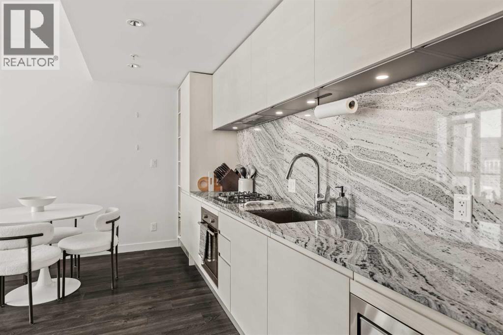 Single Family House for Sale in    Avenue SW Beltline Calgary 