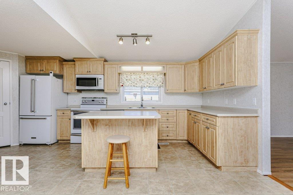 1919 Jubilee Road, Sherwood Park