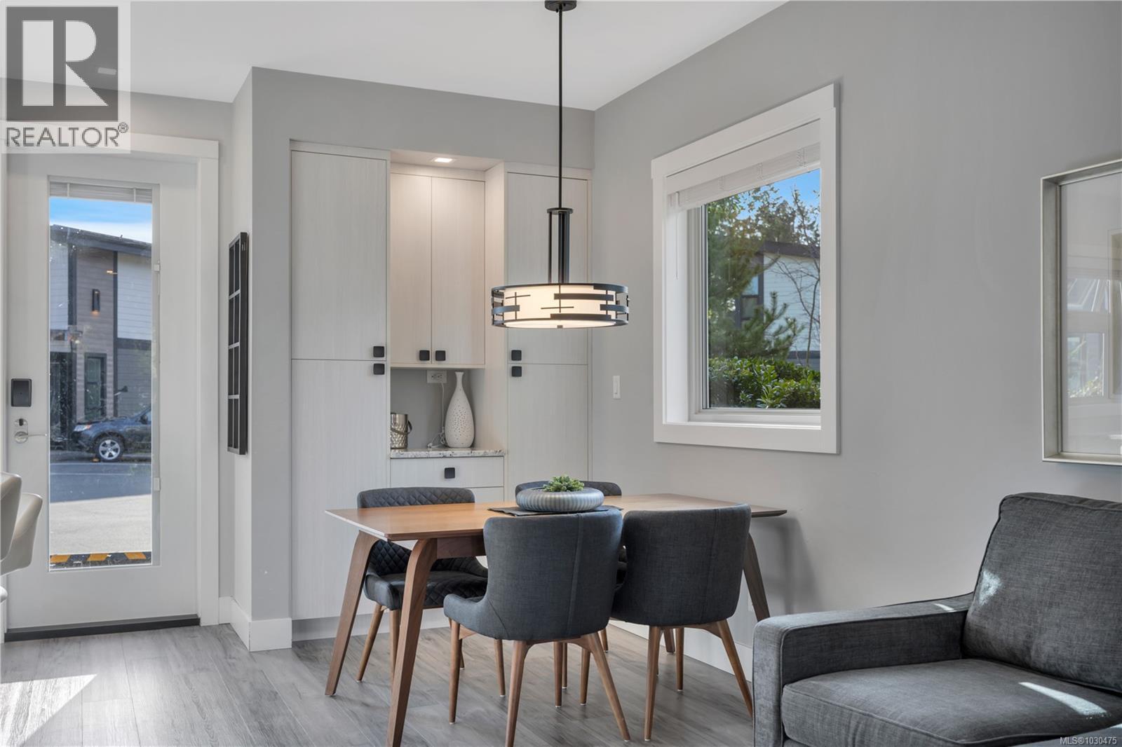 #6 1175 RESORT DR - 11