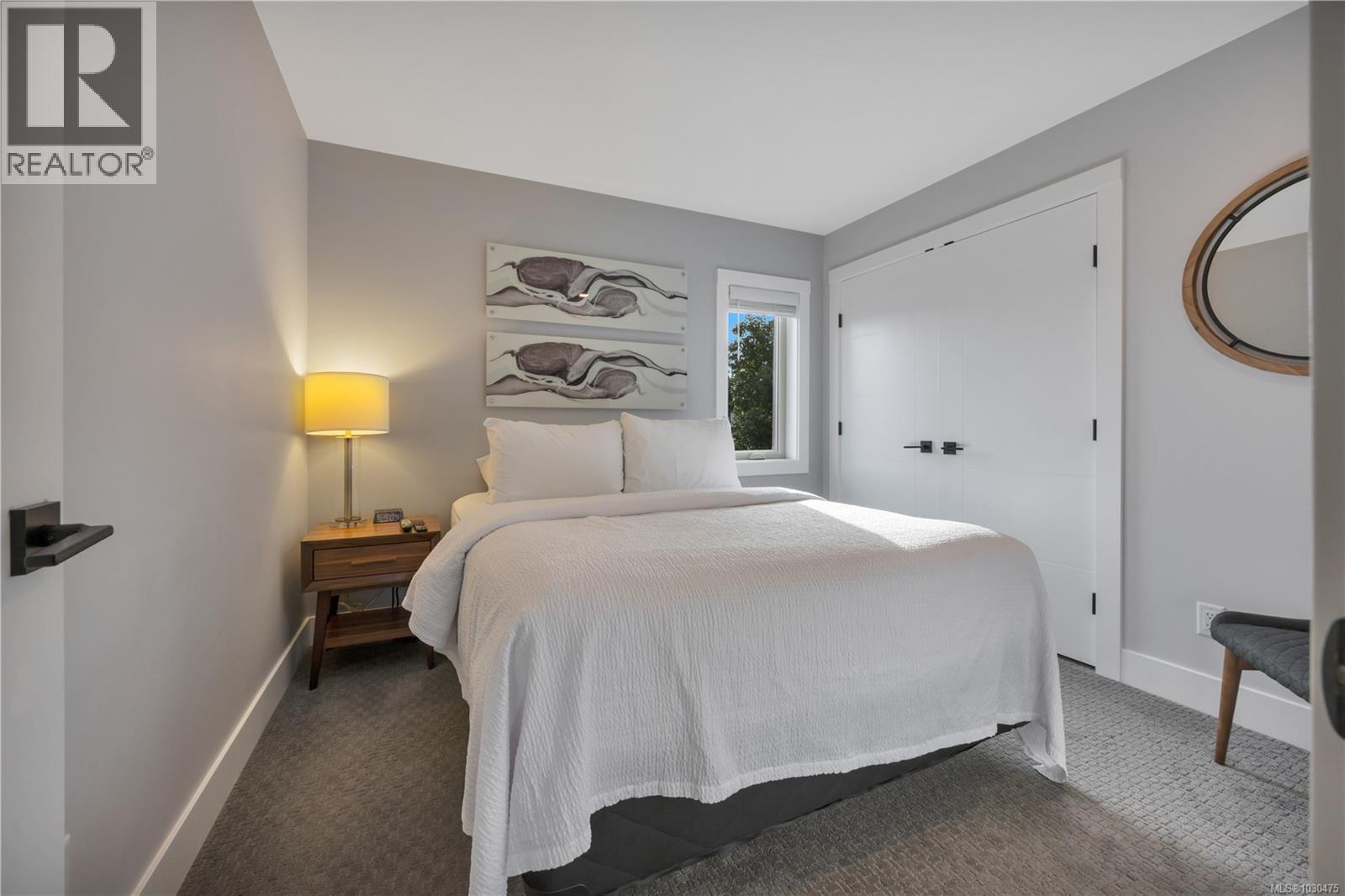 #6 1175 RESORT DR - 21