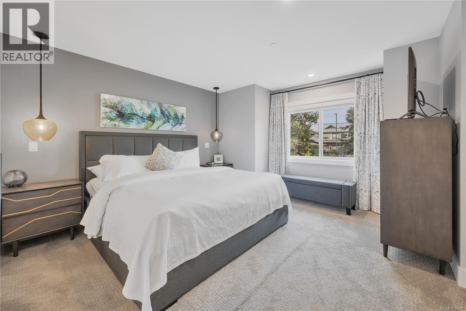 #6 1175 RESORT DR - 23