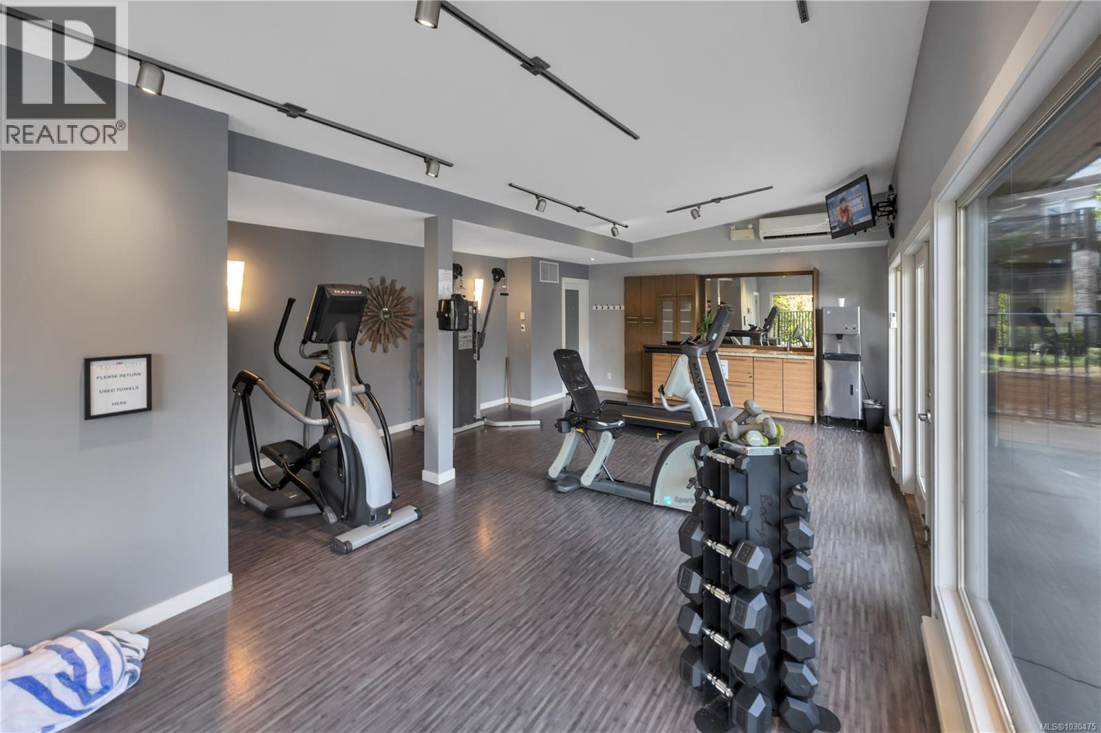 #6 1175 RESORT DR - 42