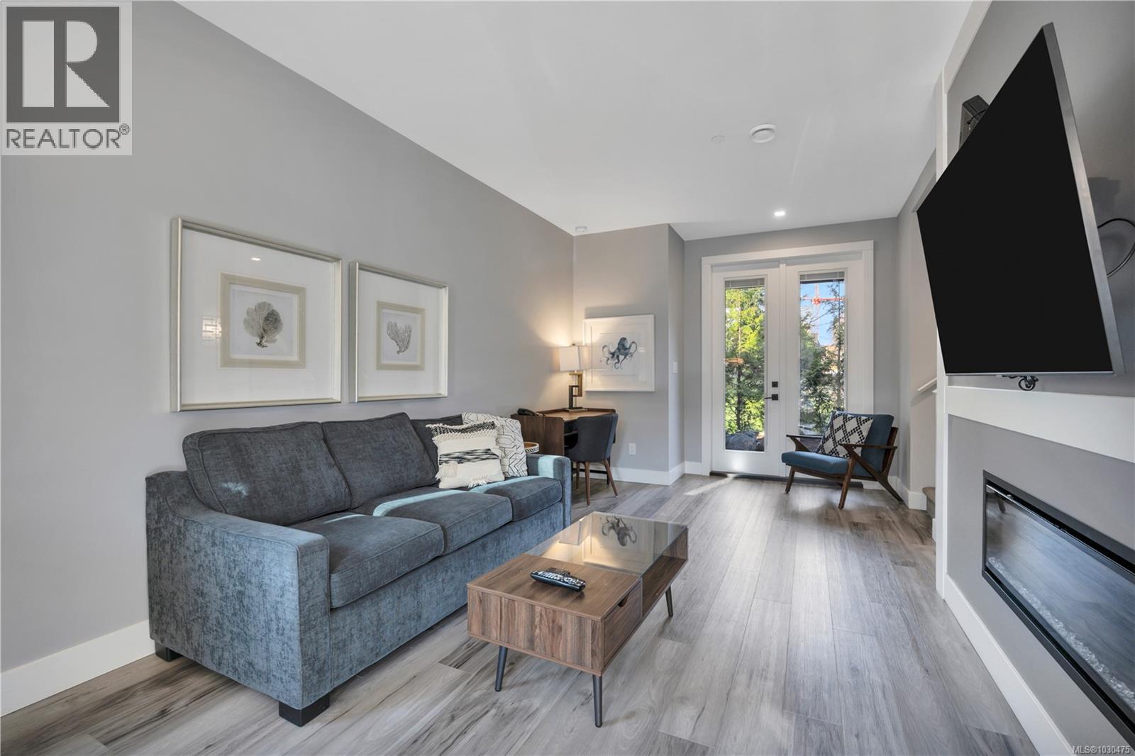 #6 1175 RESORT DR - 8