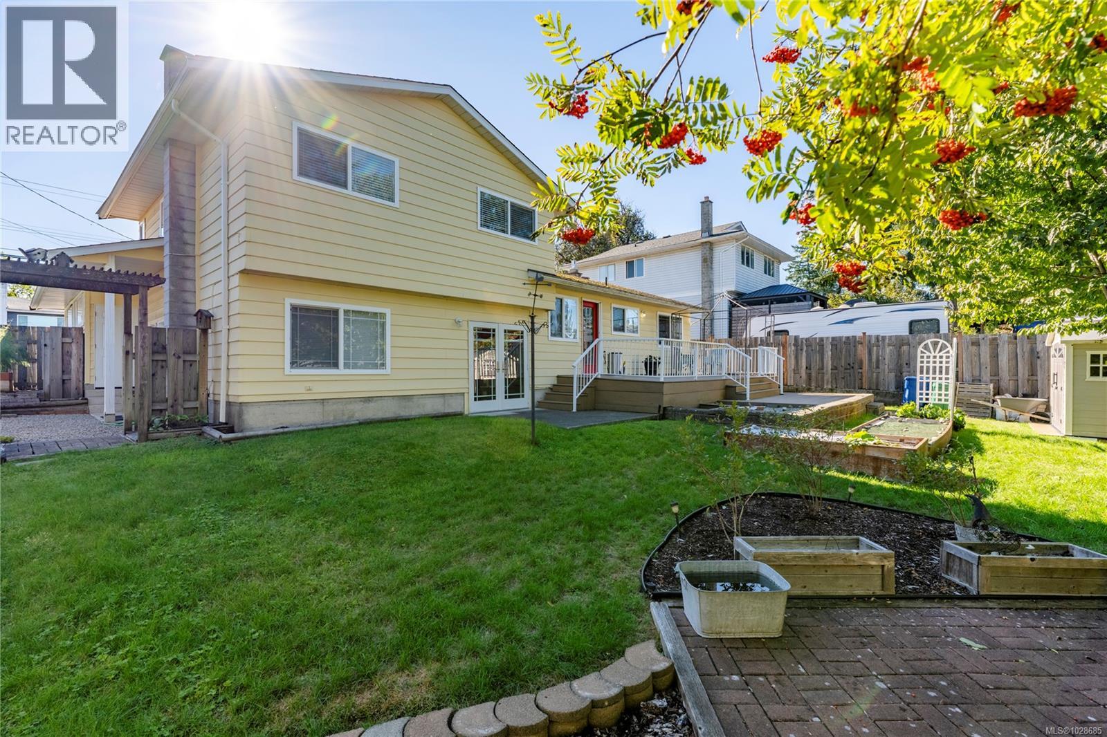 1776 Meredith Rd, Nanaimo