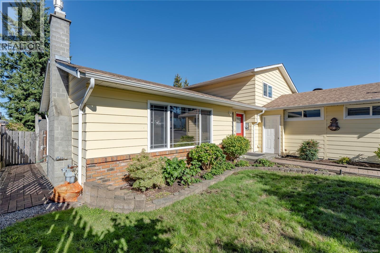 1776 Meredith Rd, Nanaimo