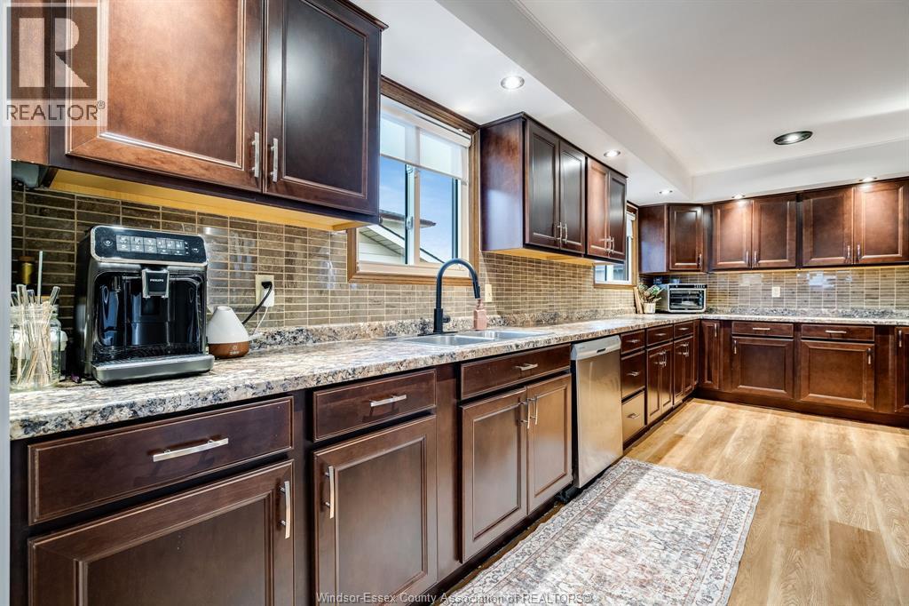 250 Applewood ROAD - 13