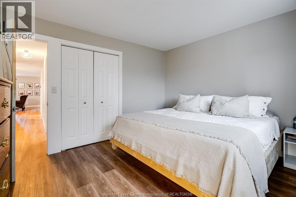 250 Applewood ROAD - 18