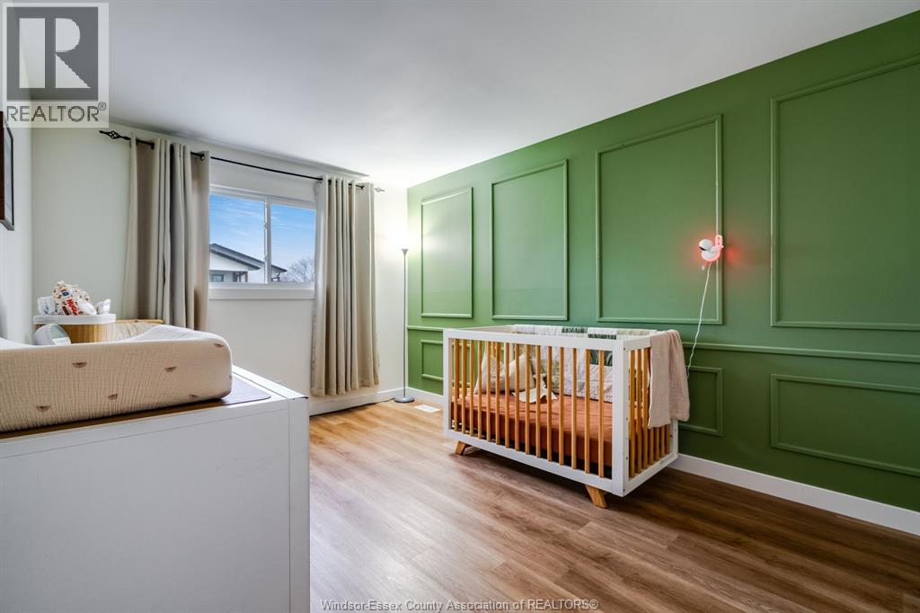 250 Applewood ROAD - 21