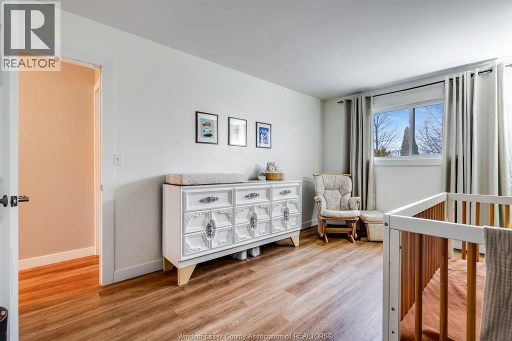 250 Applewood ROAD - 22
