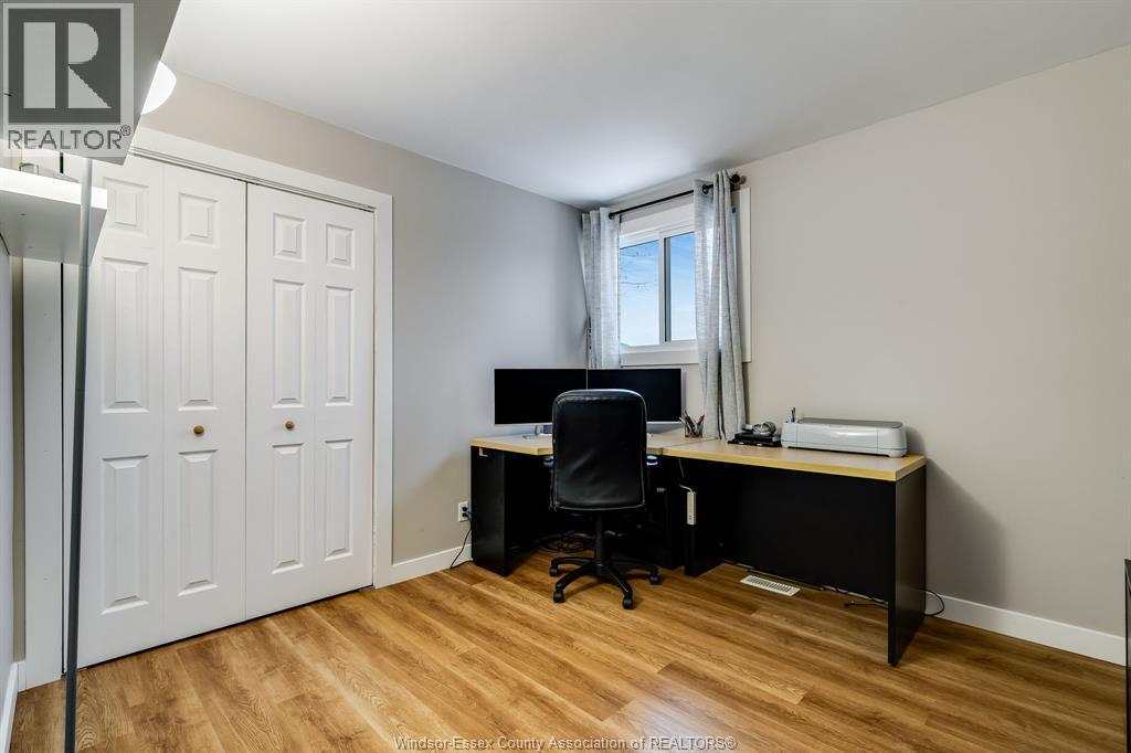 250 Applewood ROAD - 24