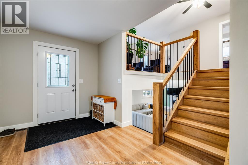 250 Applewood ROAD - 3