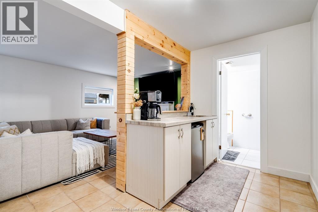 250 Applewood ROAD - 30