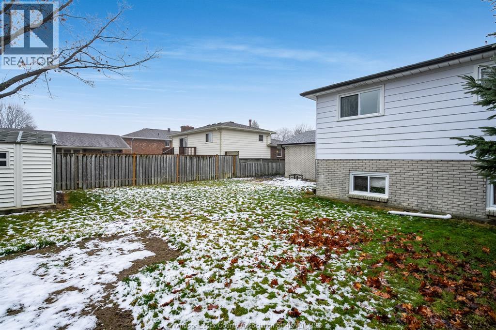 250 Applewood ROAD - 44