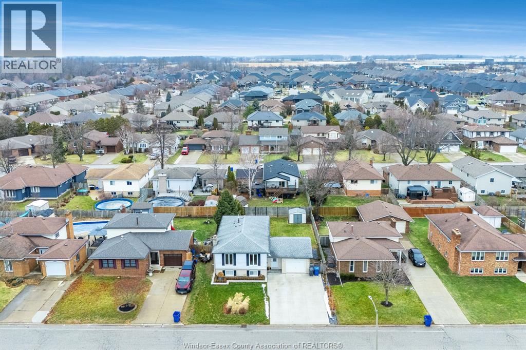 250 Applewood ROAD - 46