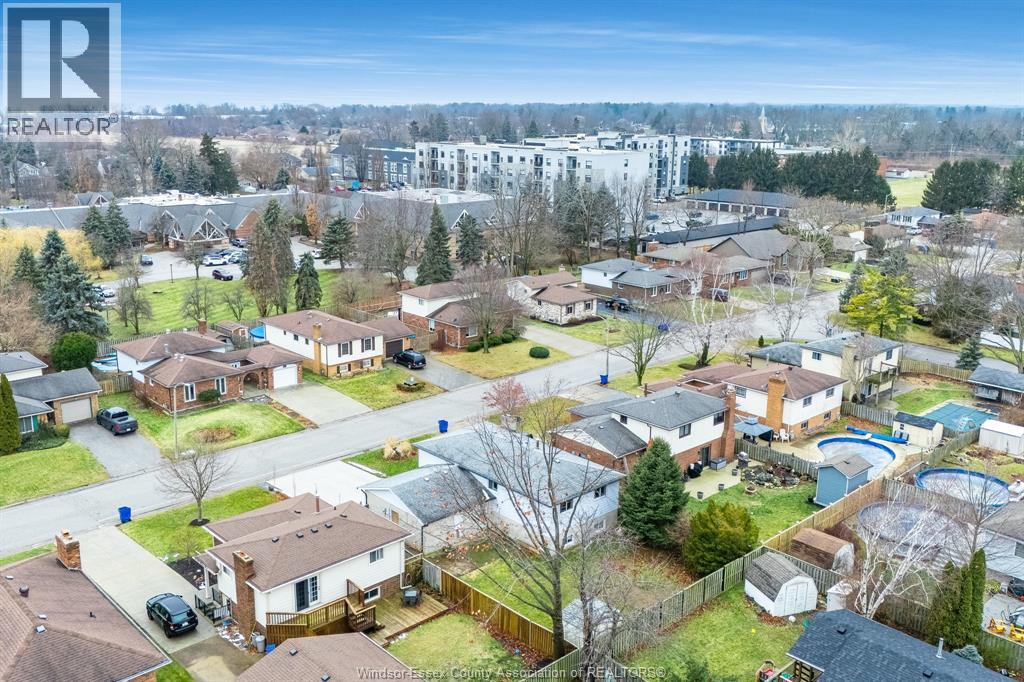 250 Applewood ROAD - 48