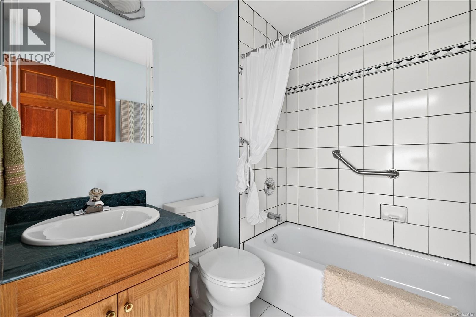 5 133 Corbett Road, Salt Spring