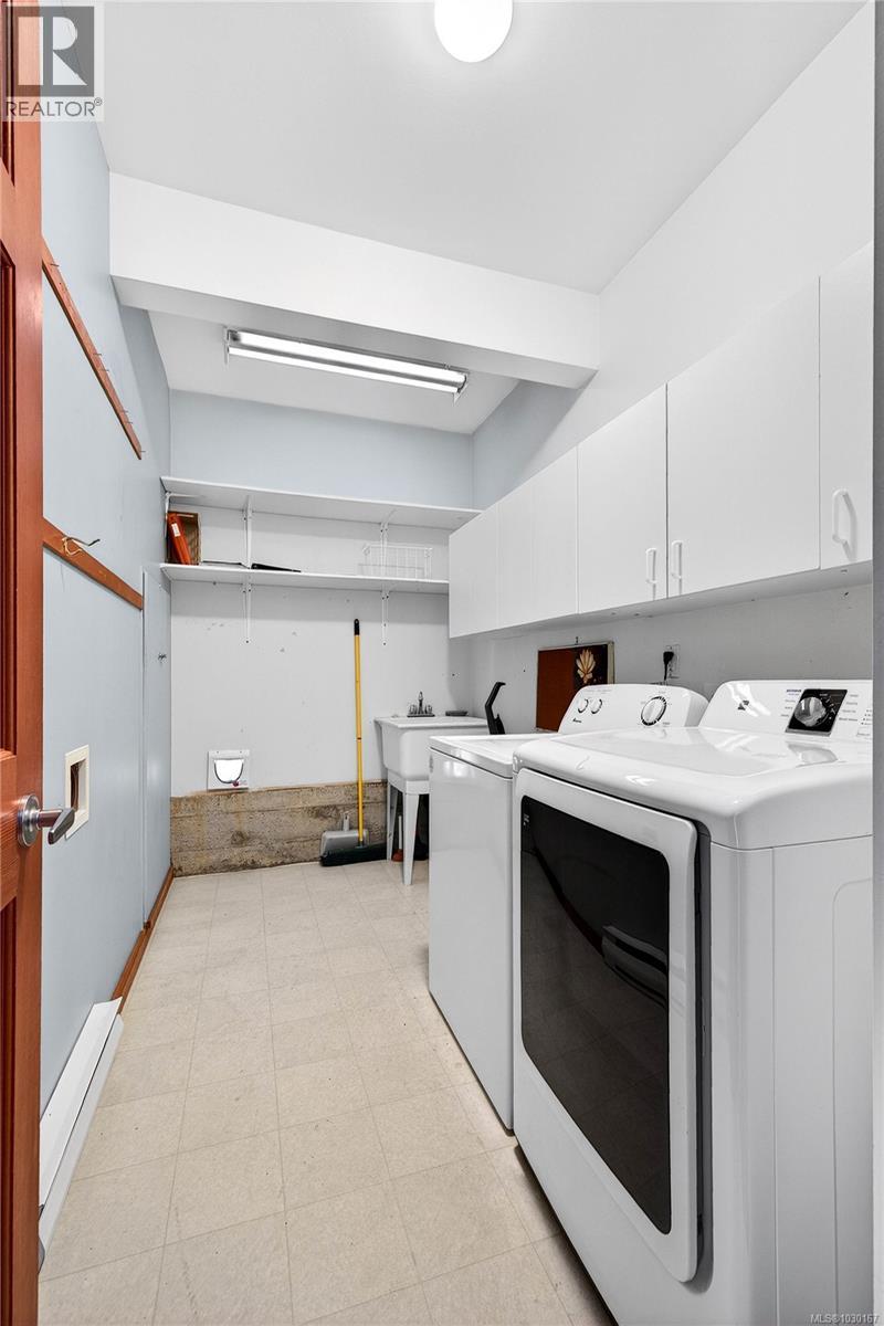 5 133 Corbett Road, Salt Spring