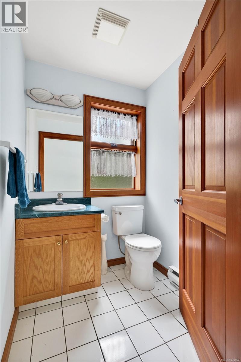 5 133 Corbett Road, Salt Spring