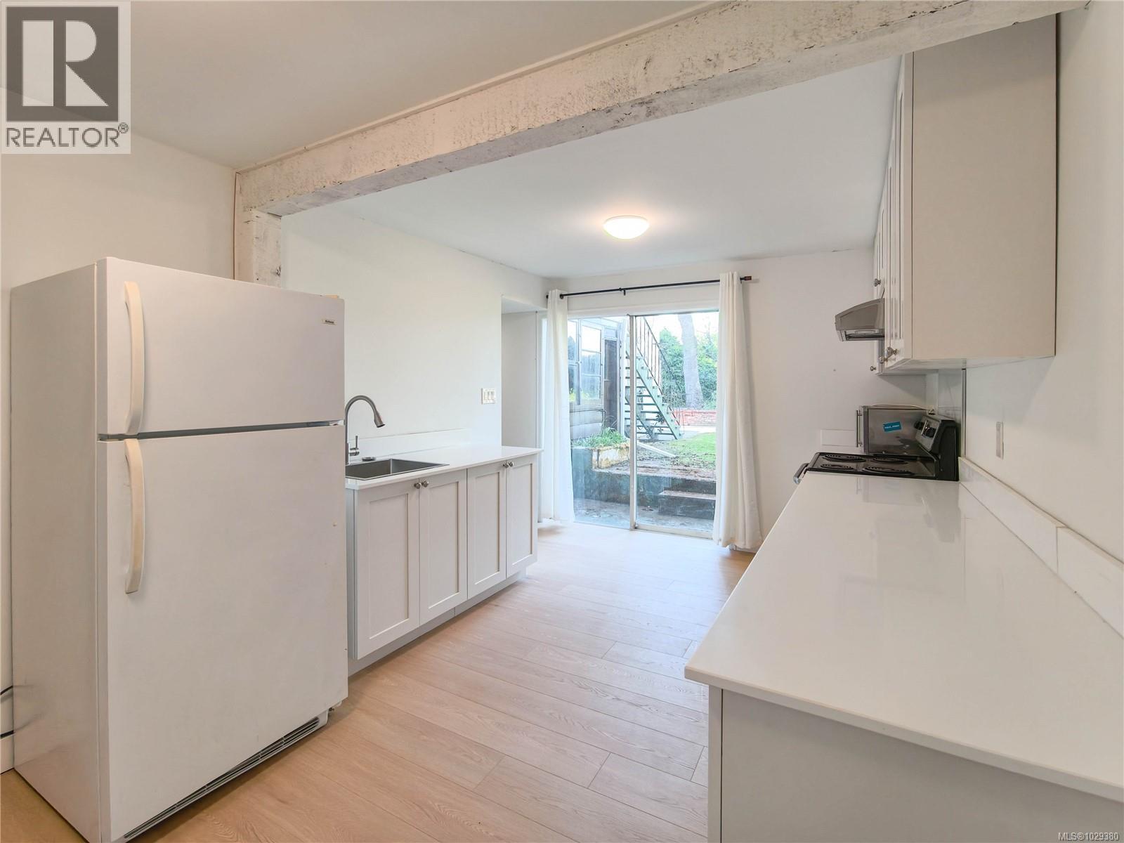  3510 Richmond Road, Saanich