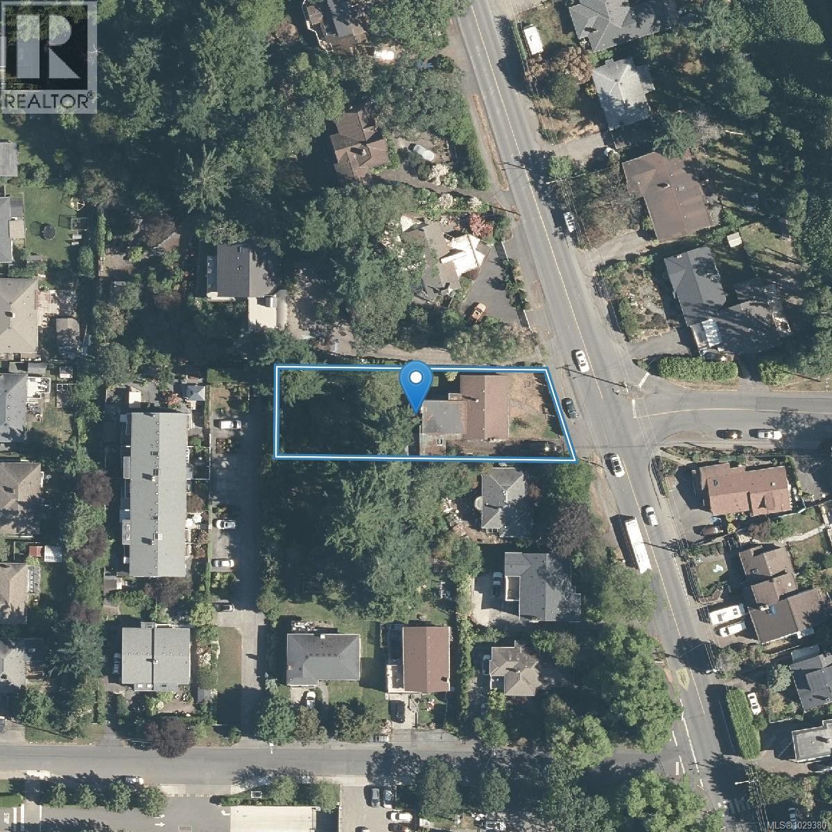  3510 Richmond Road, Saanich