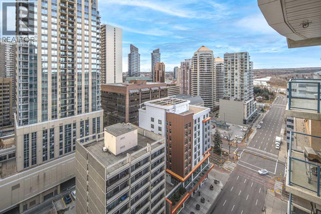 Single Family House for Sale in    Avenue SW Downtown Commercial Core Calgary 