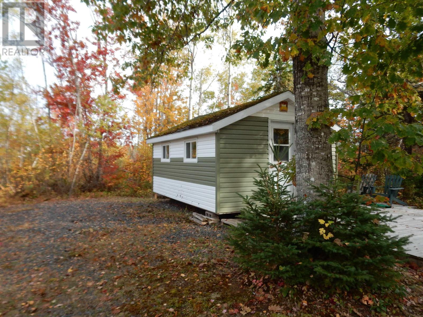 Property 3 of 22 of Highway 6