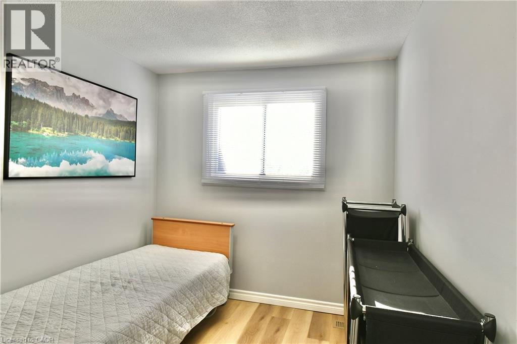 #98 11 HARRISFORD Street - 22