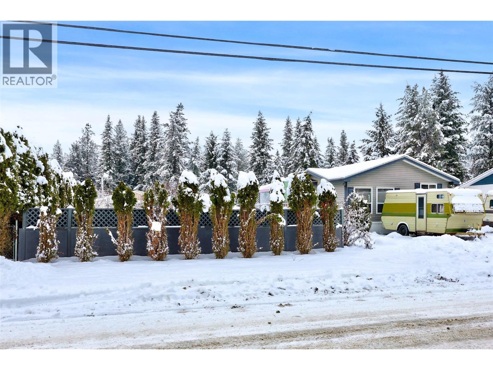 633 BARRIERE LAKES ROAD - Image 2