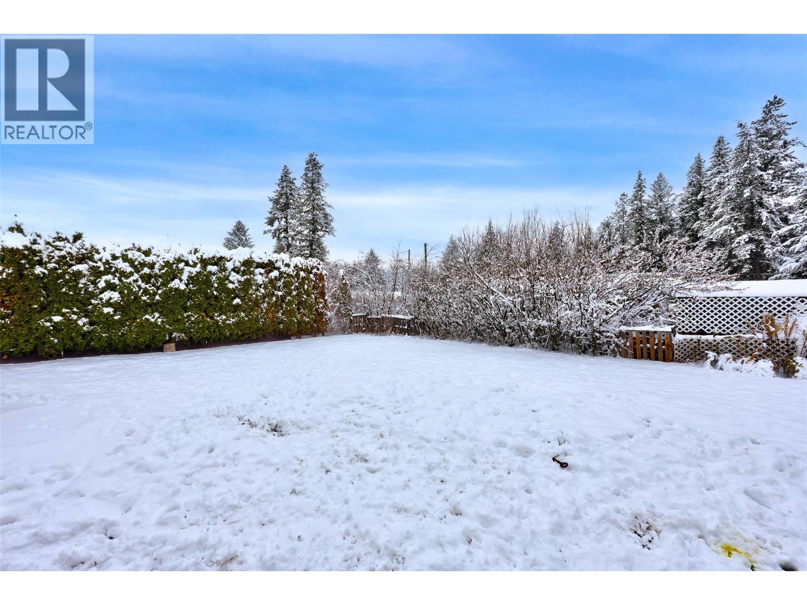 633 BARRIERE LAKES ROAD - 17