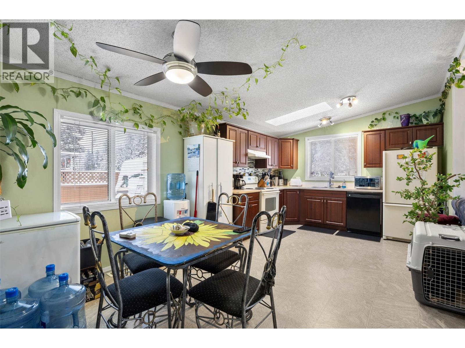 633 BARRIERE LAKES ROAD - 4