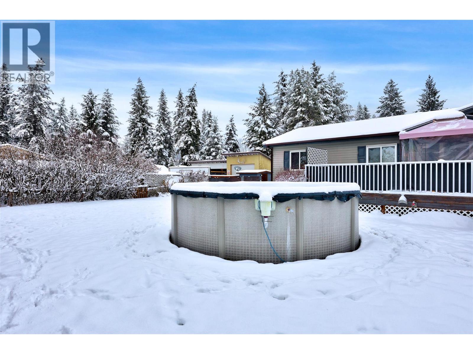 633 BARRIERE LAKES ROAD - 14