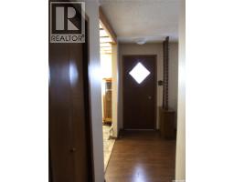301 5th Street W, Leader, SK S0N1H0 Photo 16