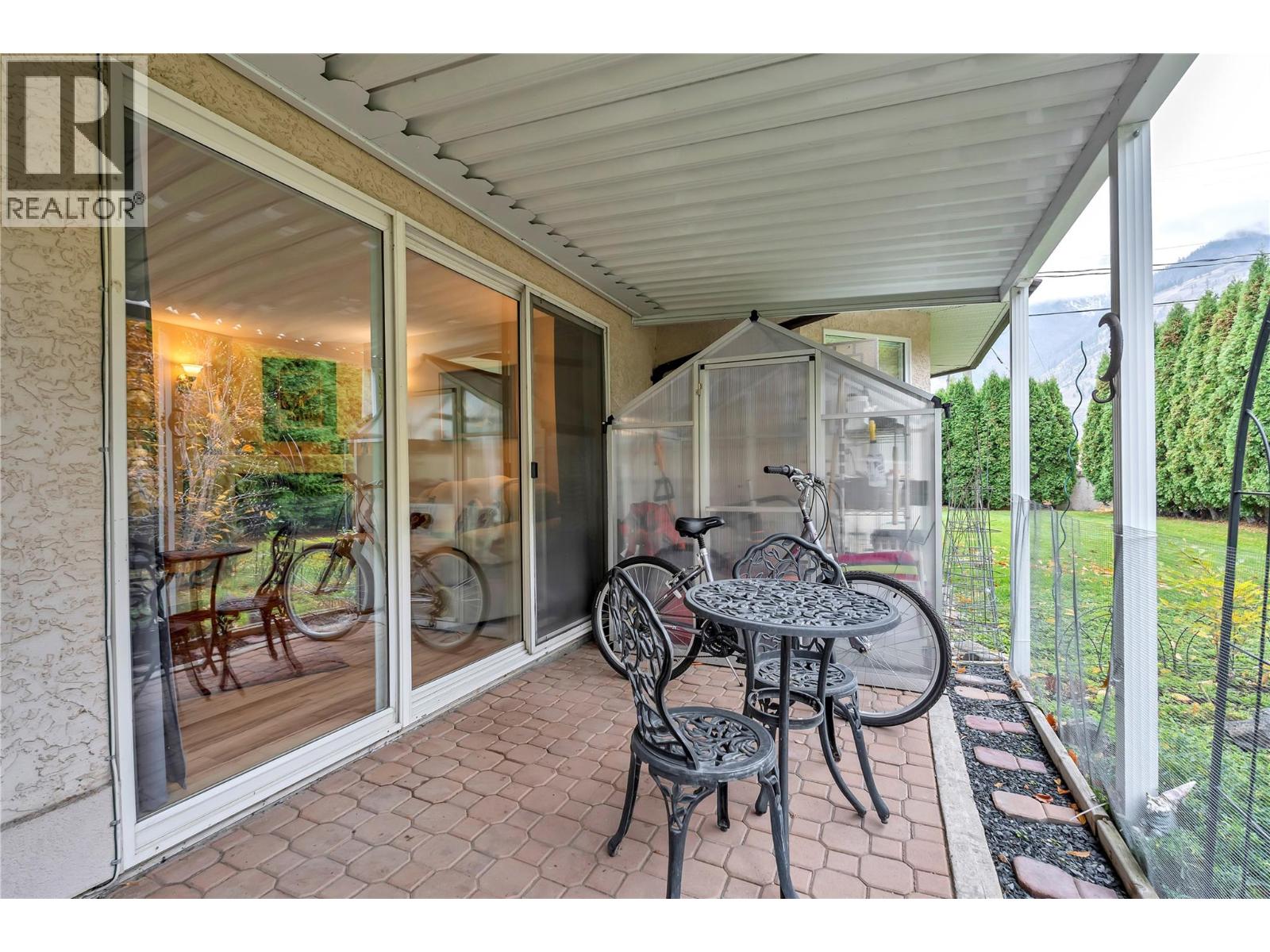 2 3038 Orchard Drive, Keremeos