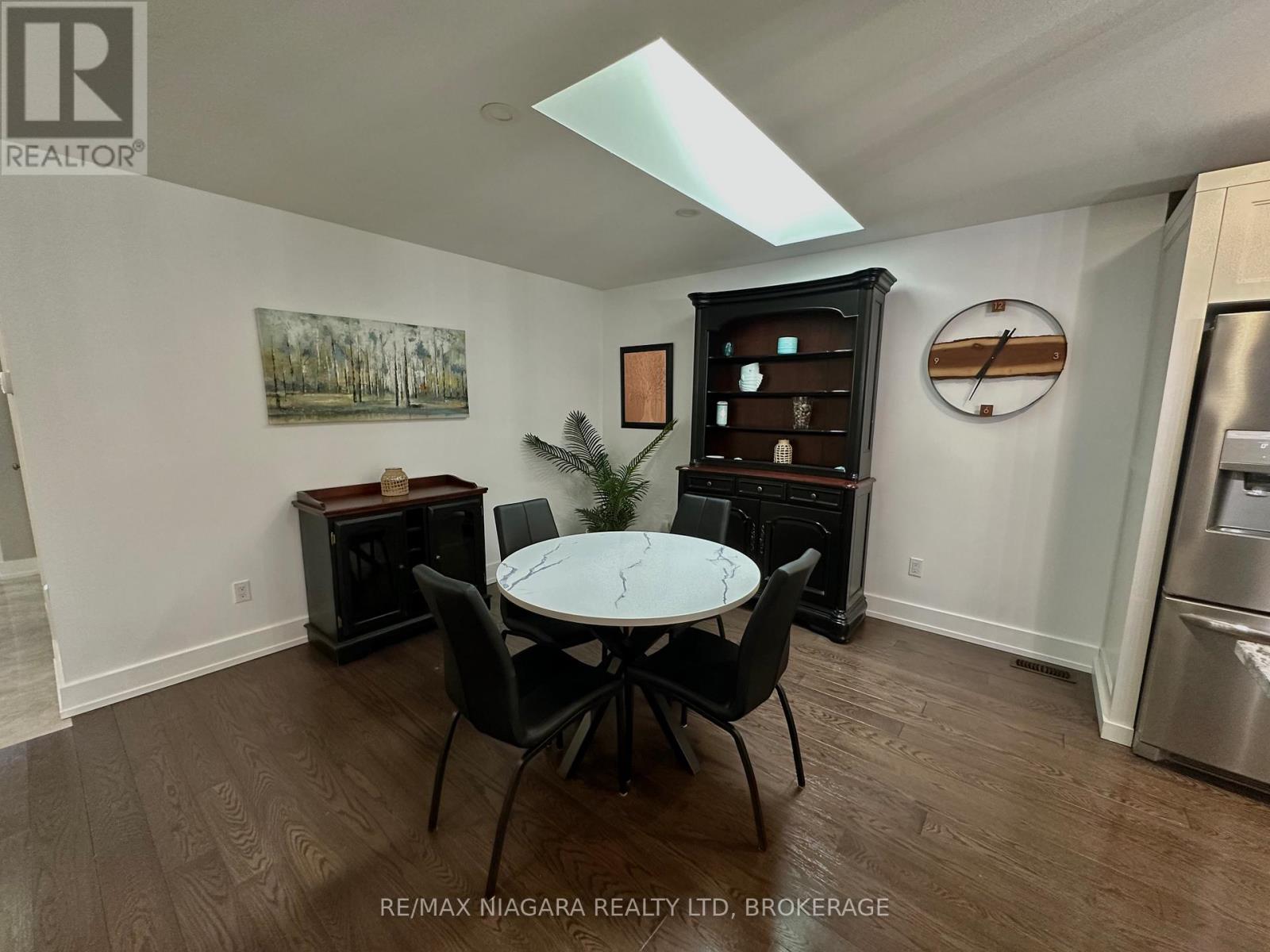 30 RENFIELD STREET - 5