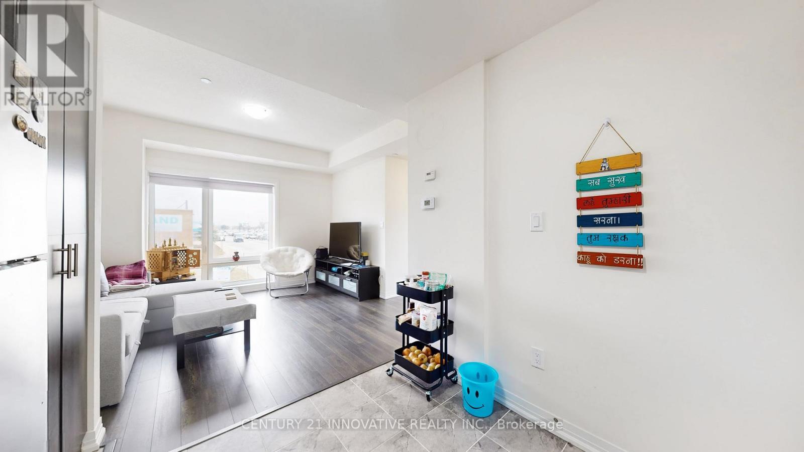 #43 30 LIBEN WAY - 20