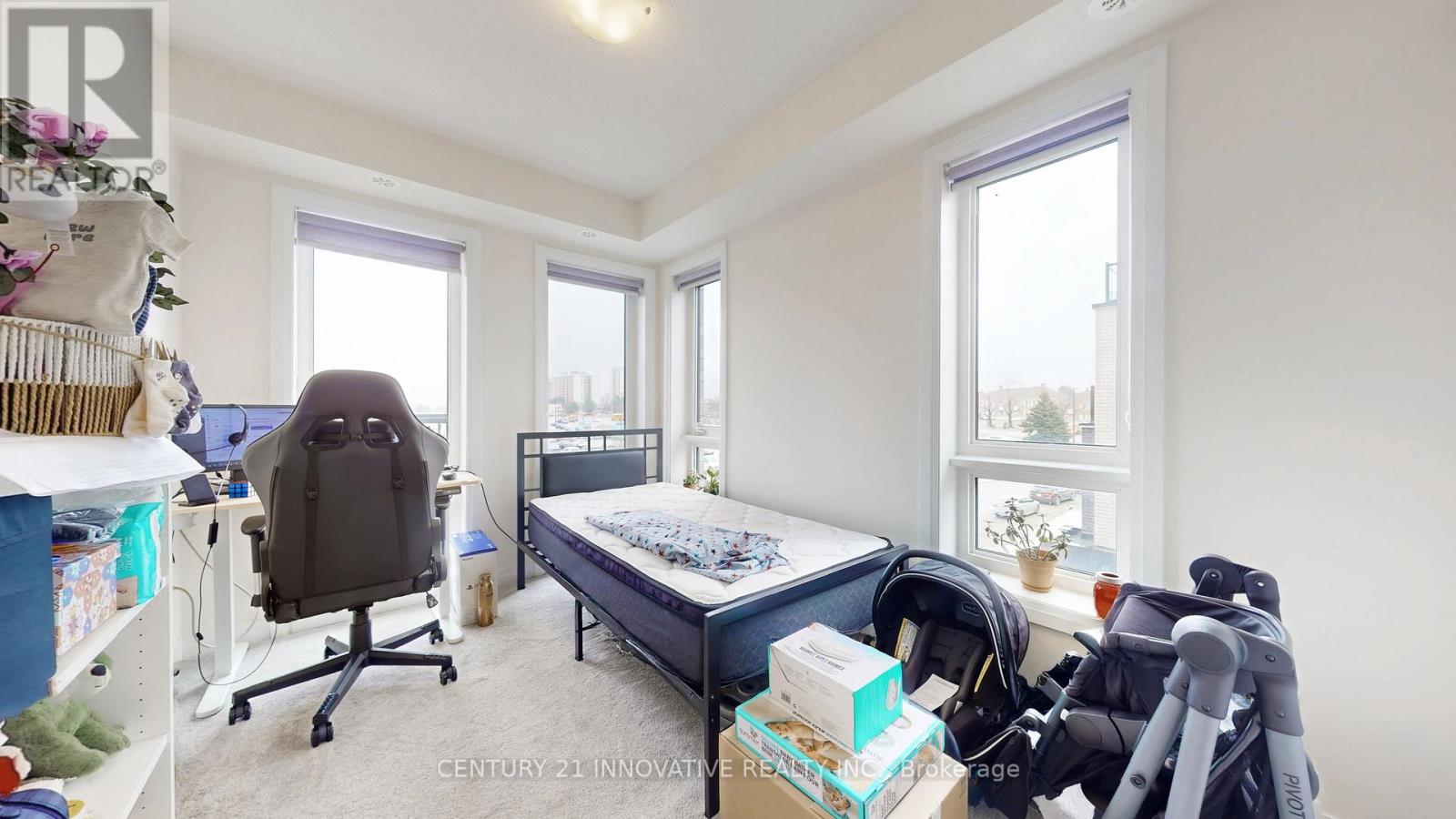 #43 30 LIBEN WAY - 28
