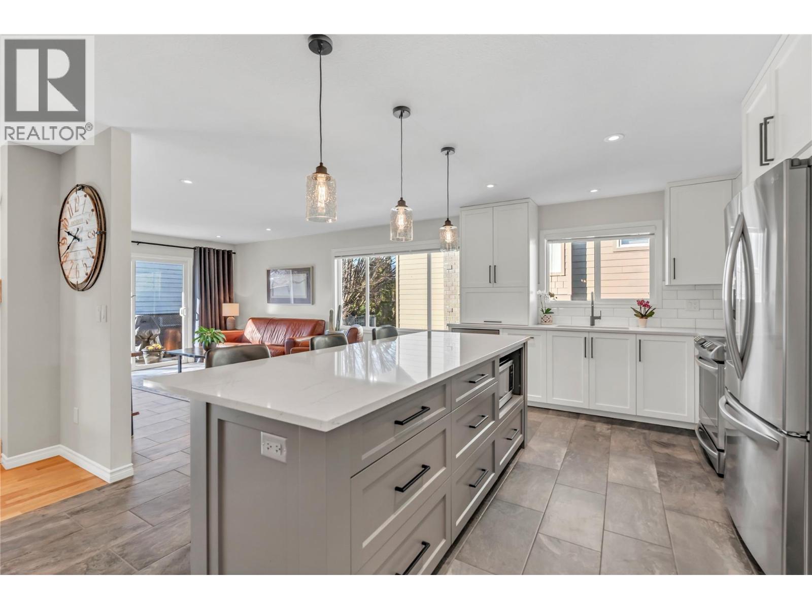 184 ASH Place, Penticton